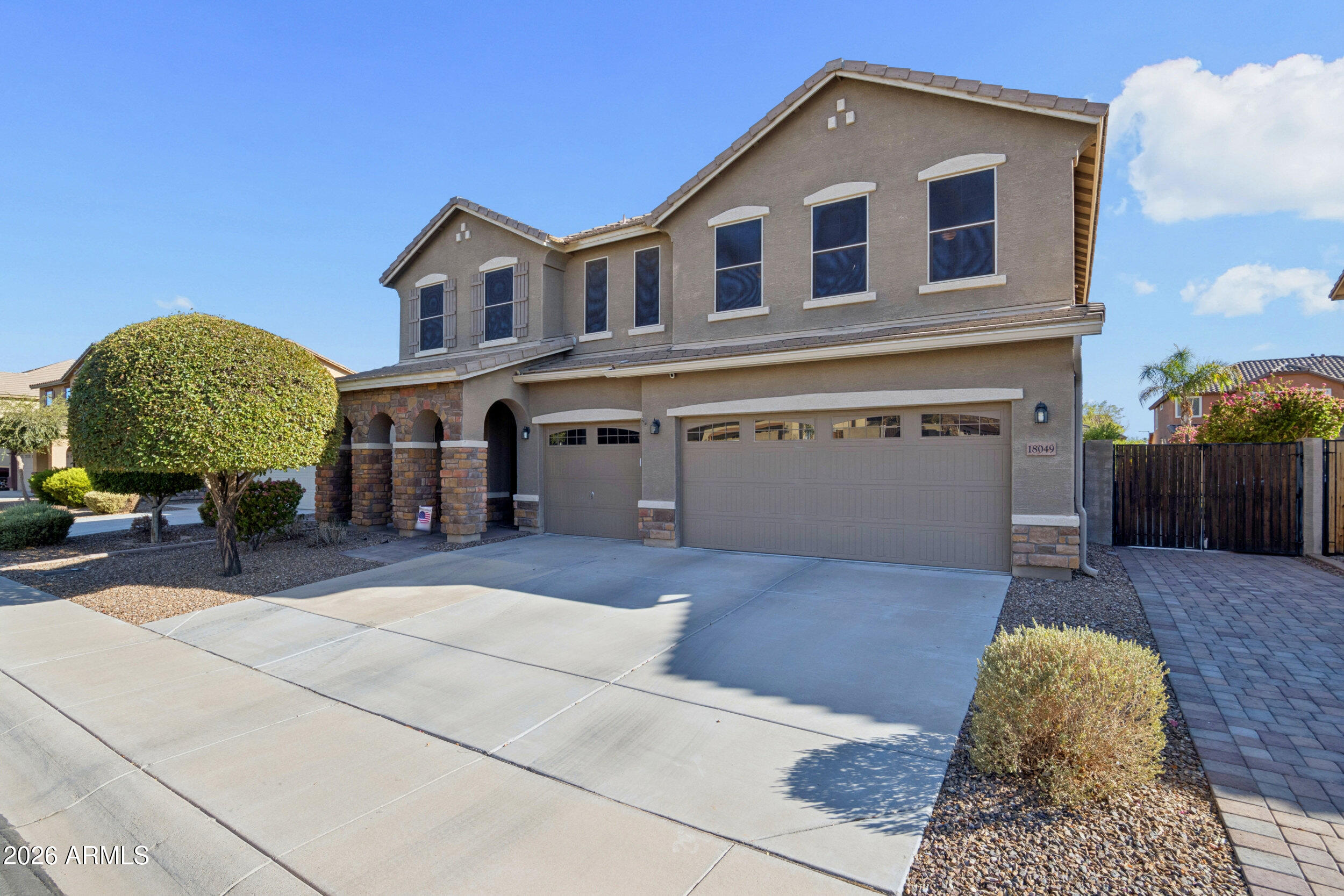 18049 W IVY Lane
