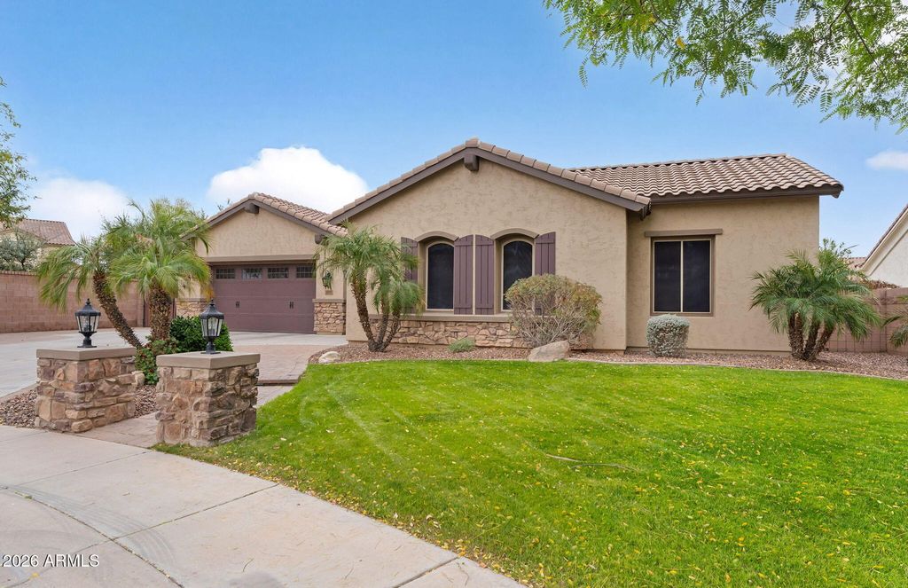 Photo of 4173 S Ethan Place, Chandler, AZ 85248 (MLS # 6985661)