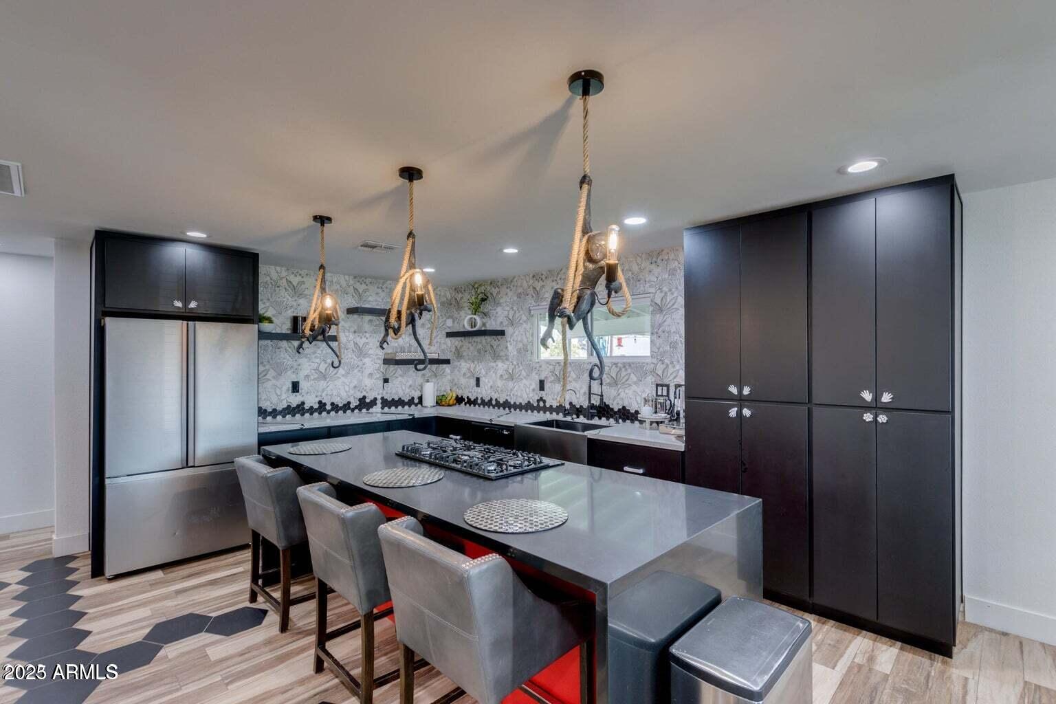 1707 N BRIDALWREATH Street