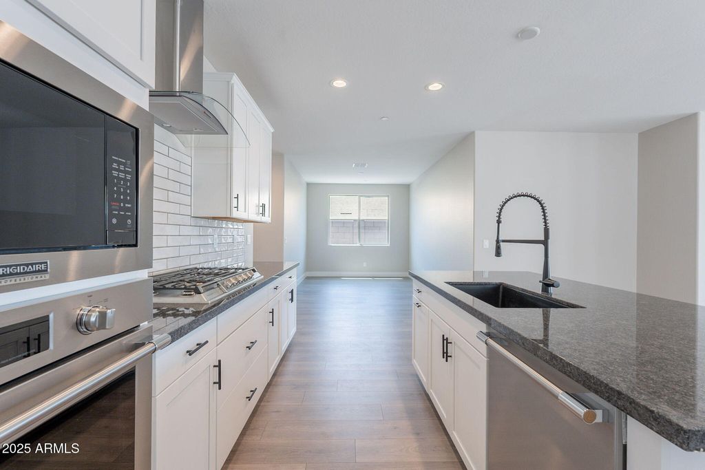 Photo of 32000 N 117th Avenue, Peoria, AZ 85383 (MLS # 6937774)