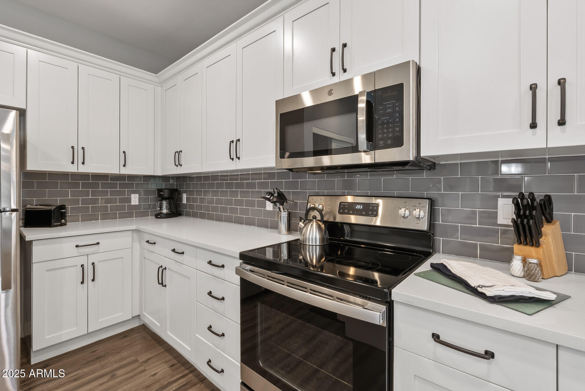 475 N 9TH Street 206