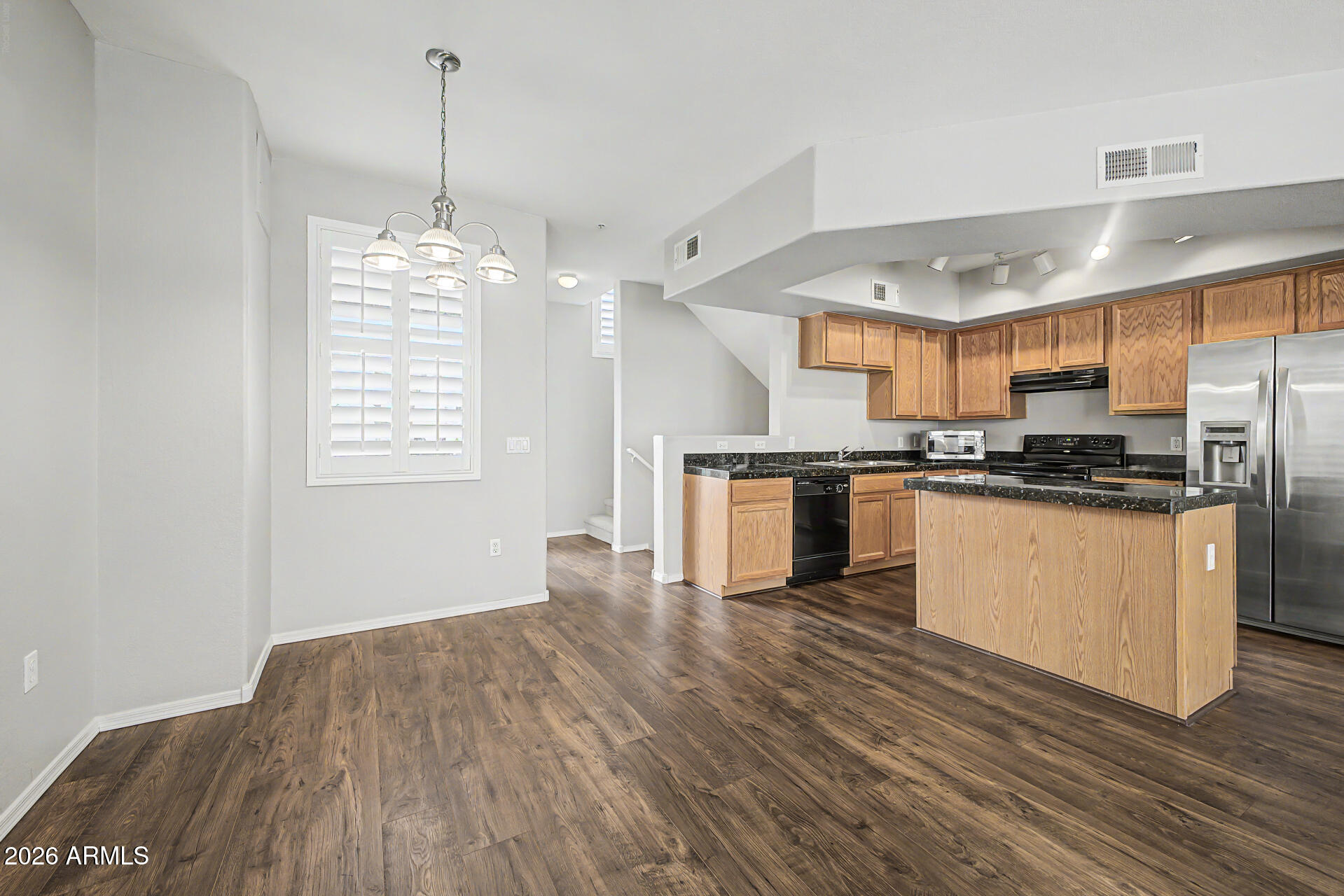 2401 E RIO SALADO Parkway 1197