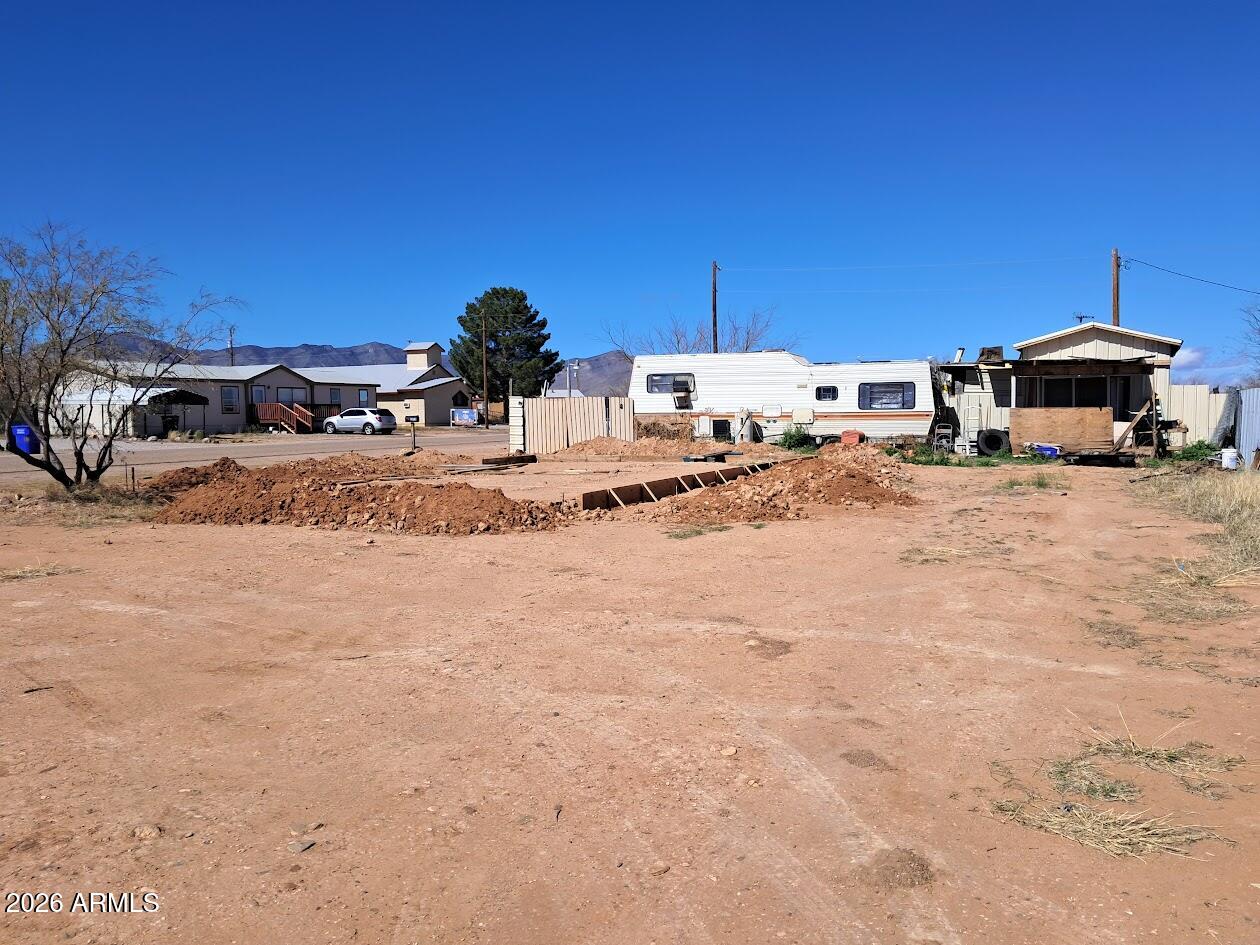 91 E Via Nova -- 10621081