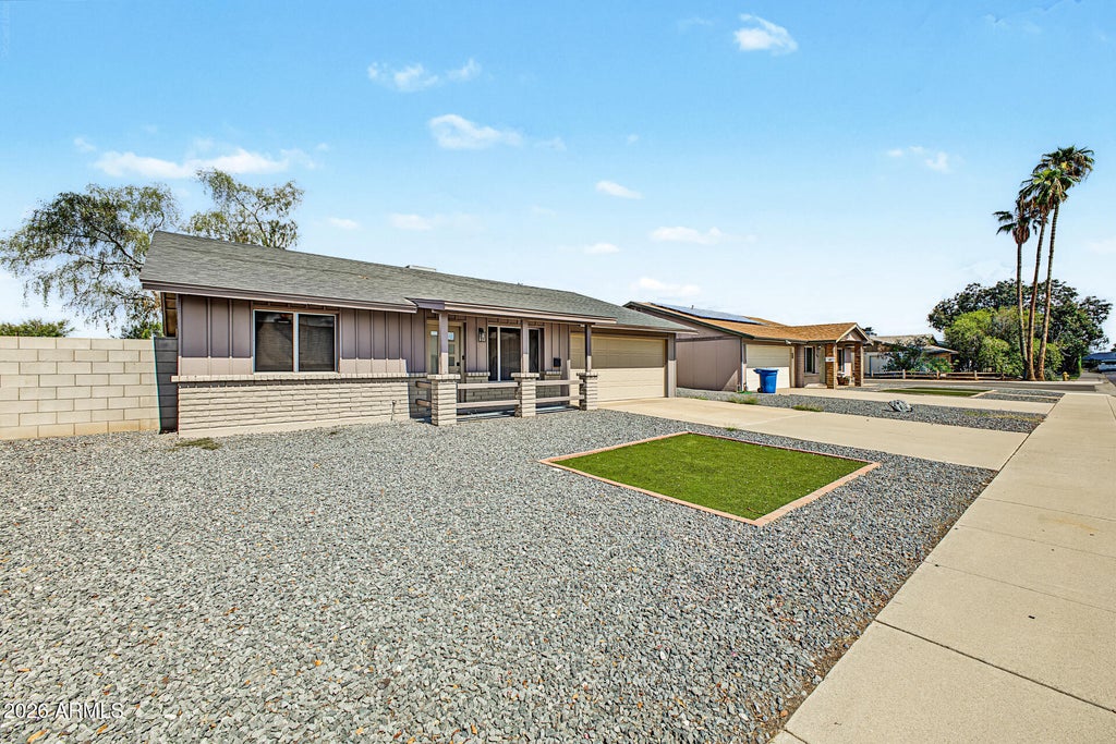 Photo of 1914 E Auburn Drive, Tempe, AZ 85283 (MLS # 7044520)