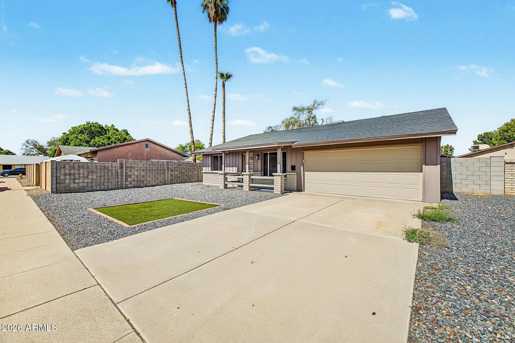 Photo of 1914 E Auburn Drive, Tempe, AZ 85283 (MLS # 7044520)