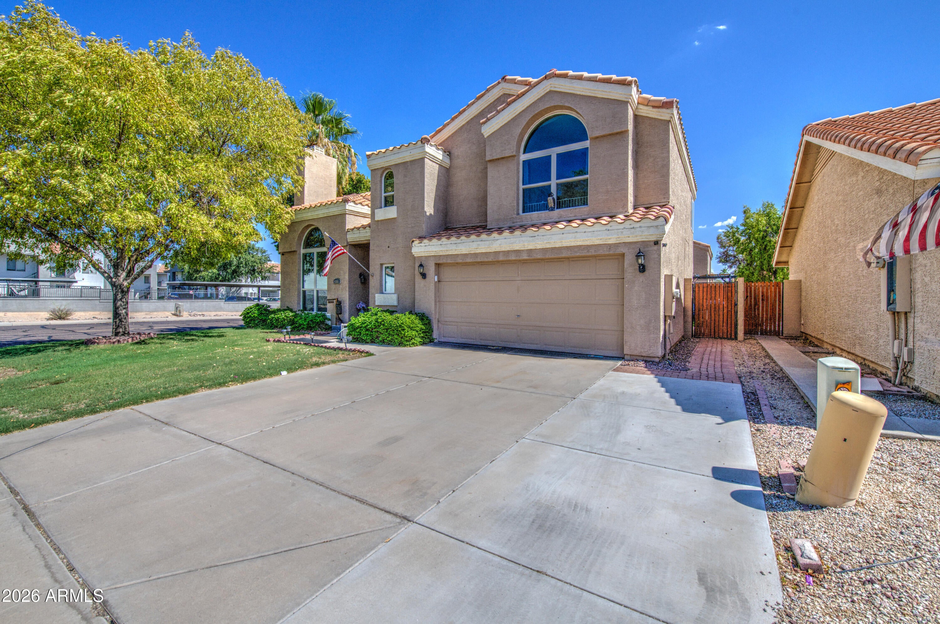 Properties 1 4361 E AMBER RIDGE Way