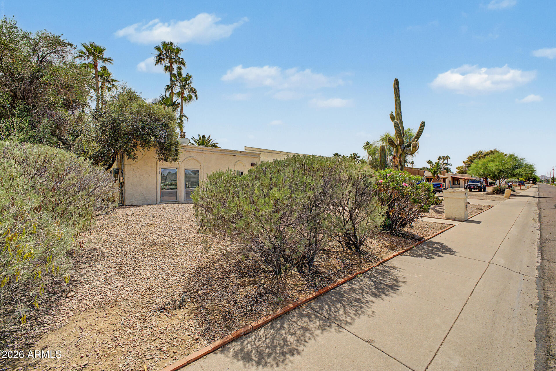 5901 E THUNDERBIRD Road