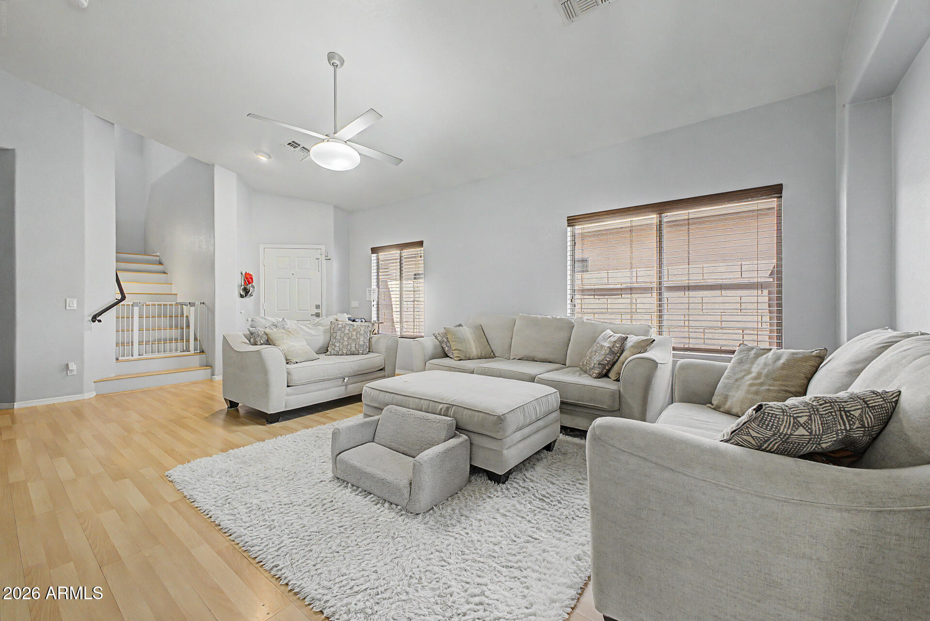 4049 W HACKAMORE Drive