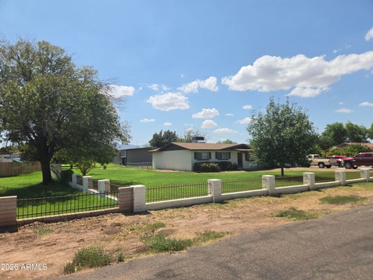 6633 W ELLIS DR, LAVEEN, AZ 85339 - Image 7b652ce7d9a55f45debe0a25069d2f0e/3204492207