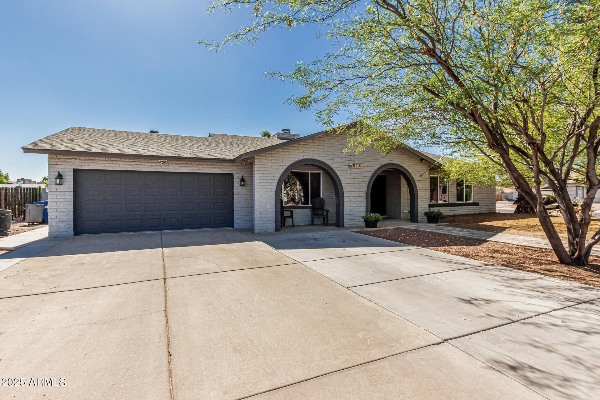 3061 W BETTY ELYSE Lane