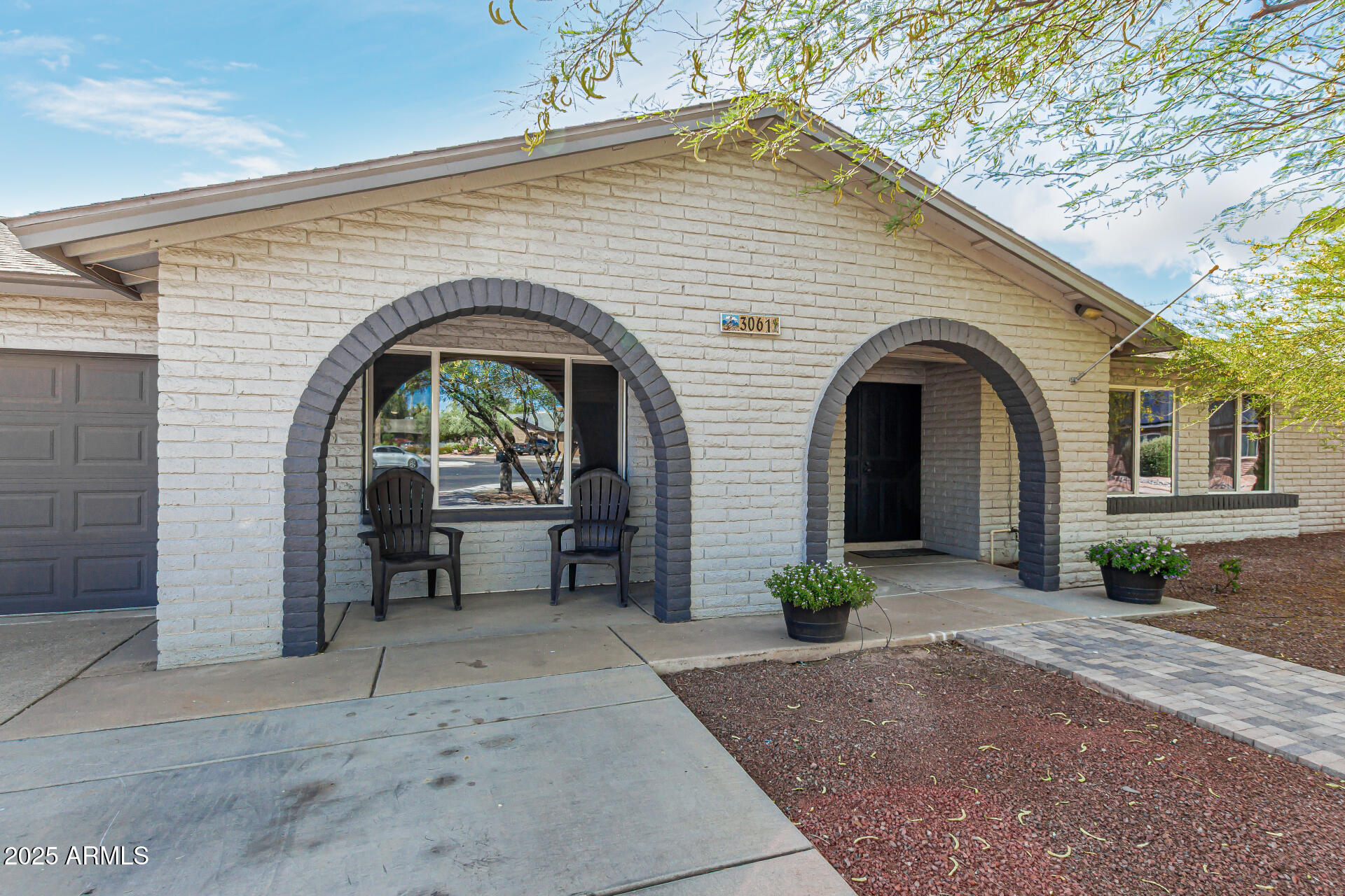3061 W BETTY ELYSE Lane