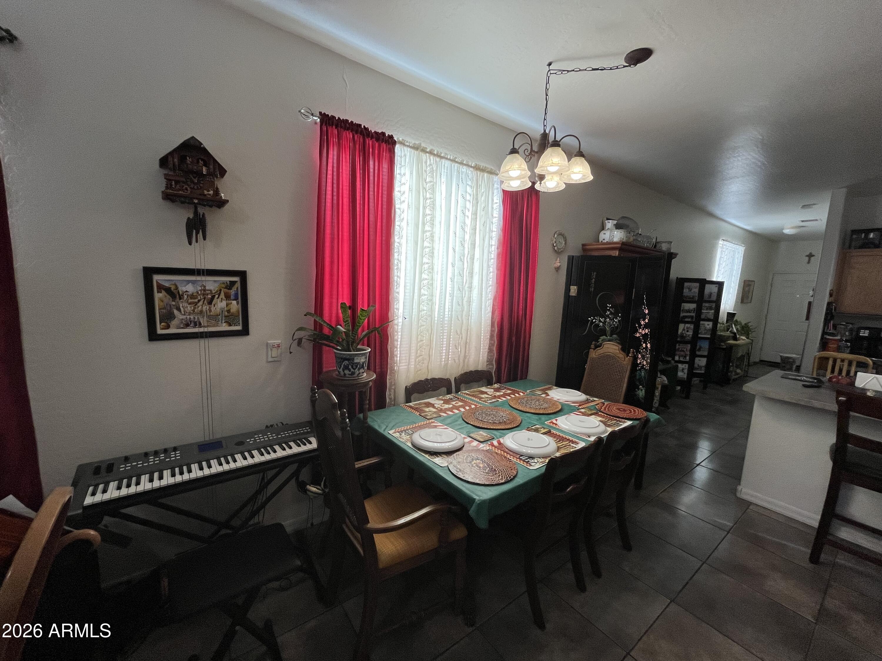 COTTONWOOD SQUARE/COTTONWOOD COMMONS - Residential