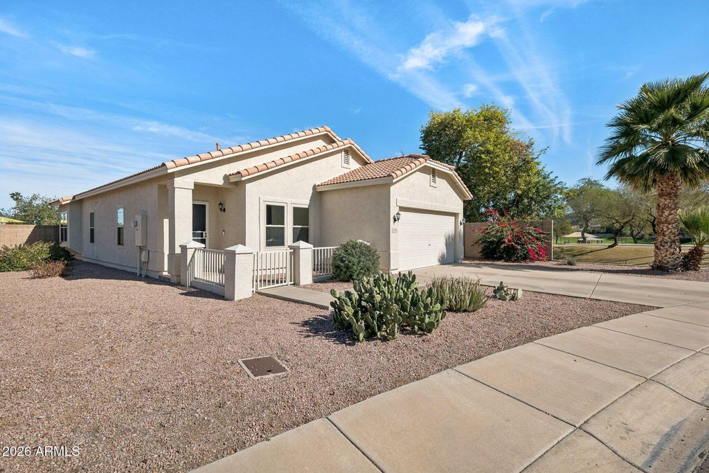 Photo of 1134 E Pedro Road, Phoenix, AZ 85042 (MLS # 6976056)