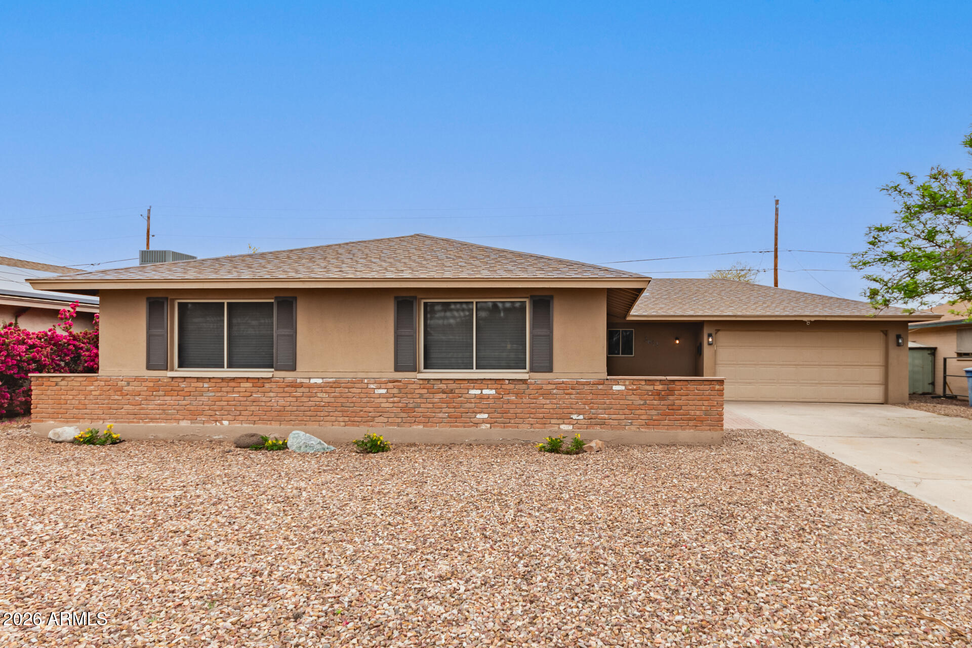 3613 S KENNETH Place