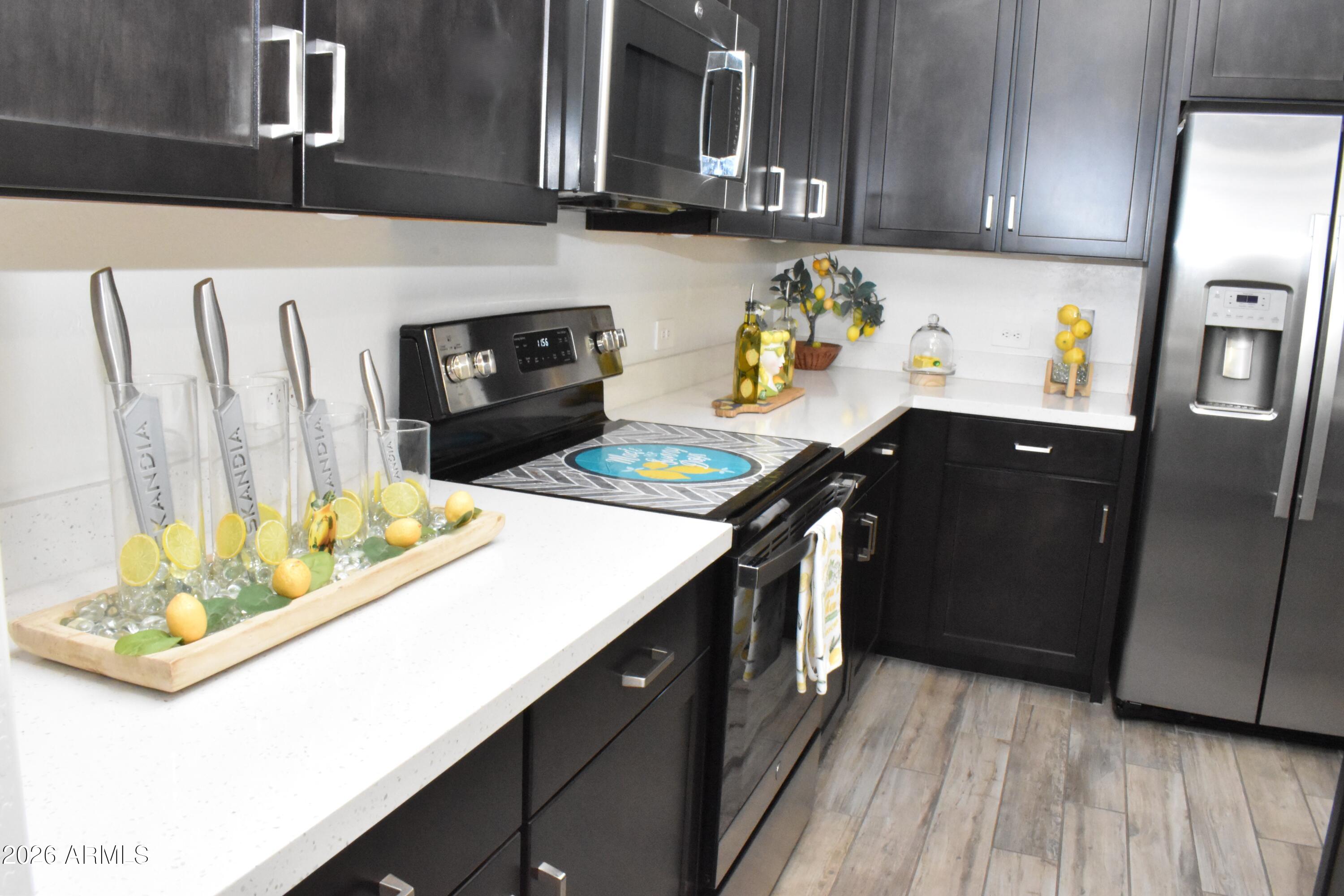 1821 E BERNIE Lane 107