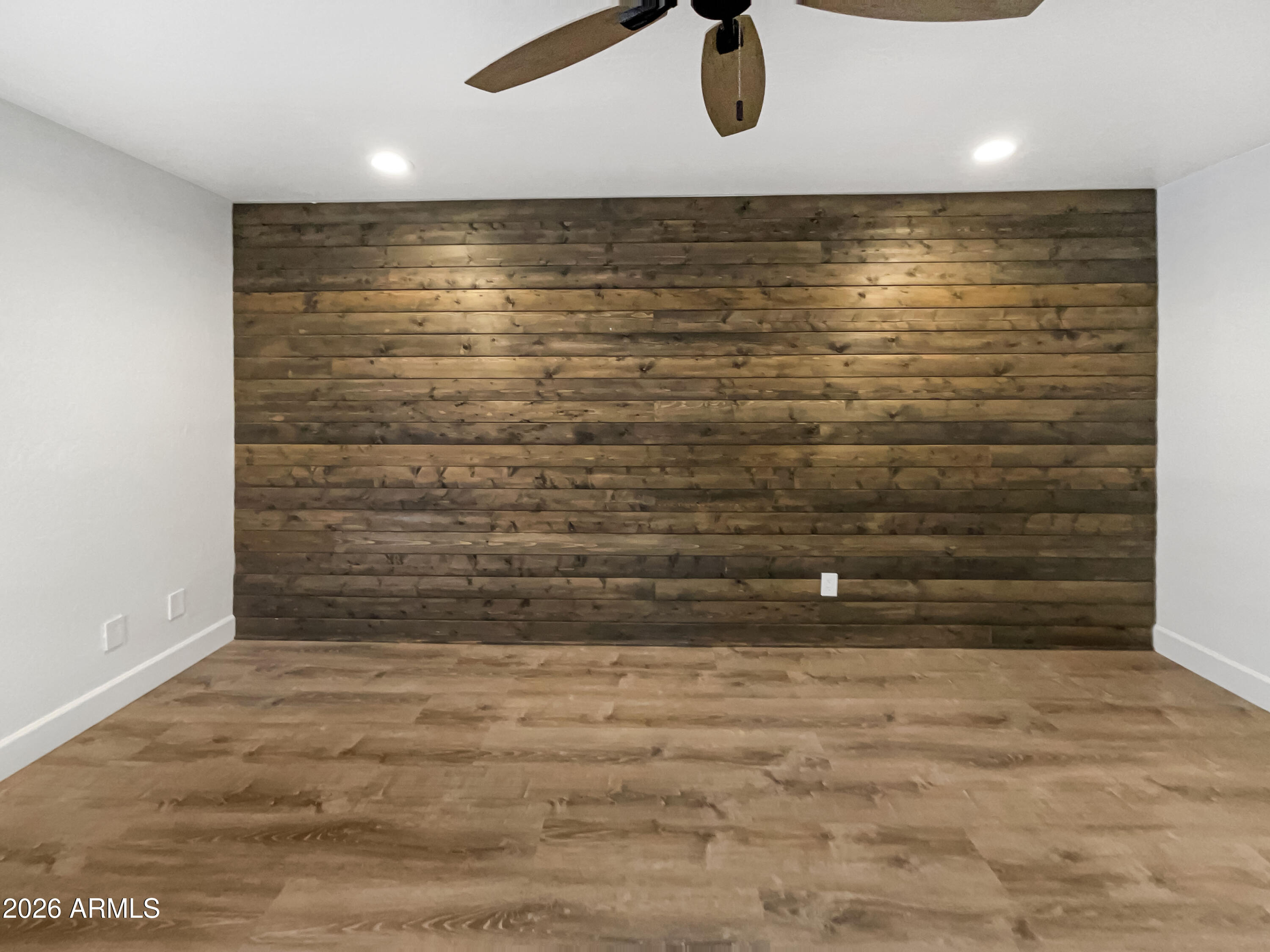 2337 W TIERRA BUENA Lane