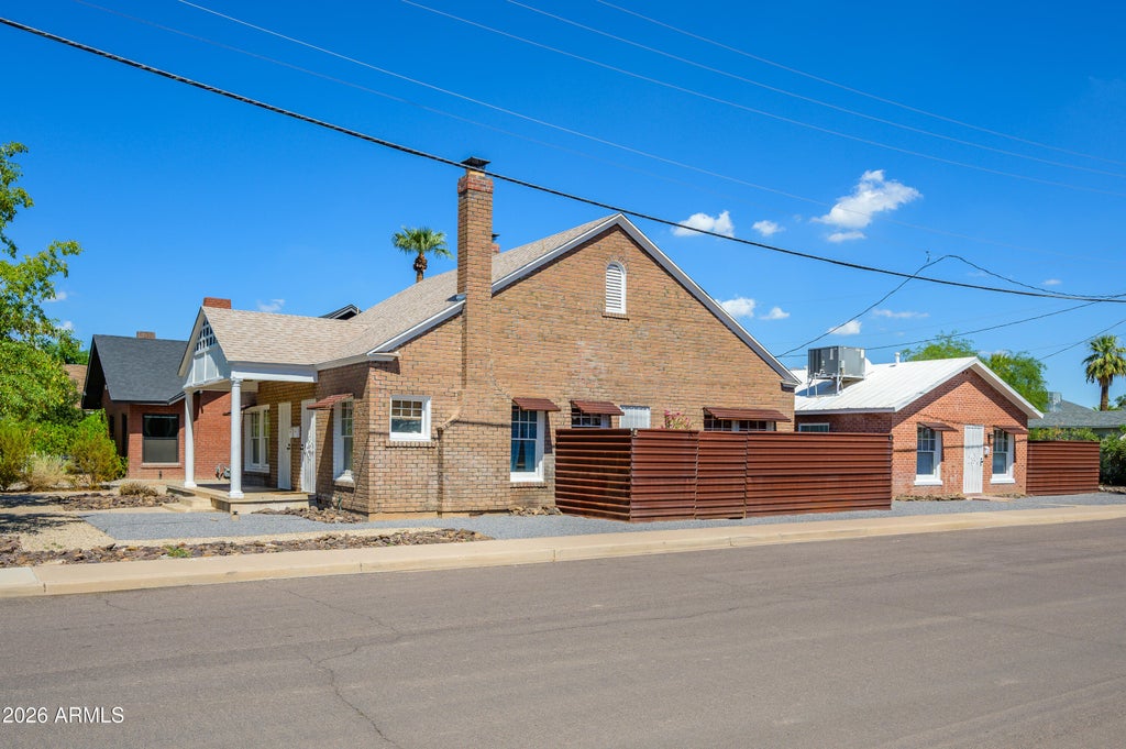 Photo of 1801 N 10th Street, Phoenix, AZ 85006 (MLS # 7091525)