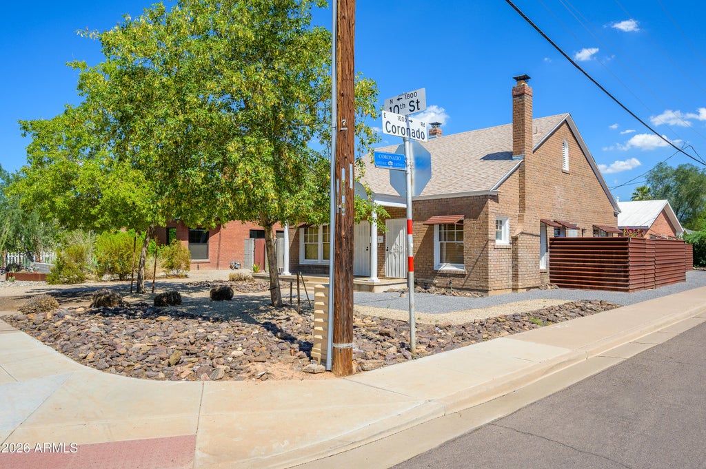Photo of 1801 N 10th Street, Phoenix, AZ 85006 (MLS # 7091525)