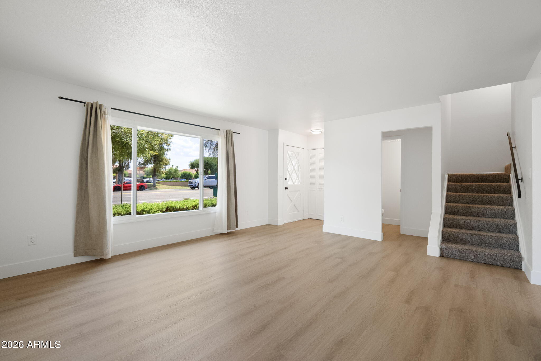 8548 E MCDONALD Drive