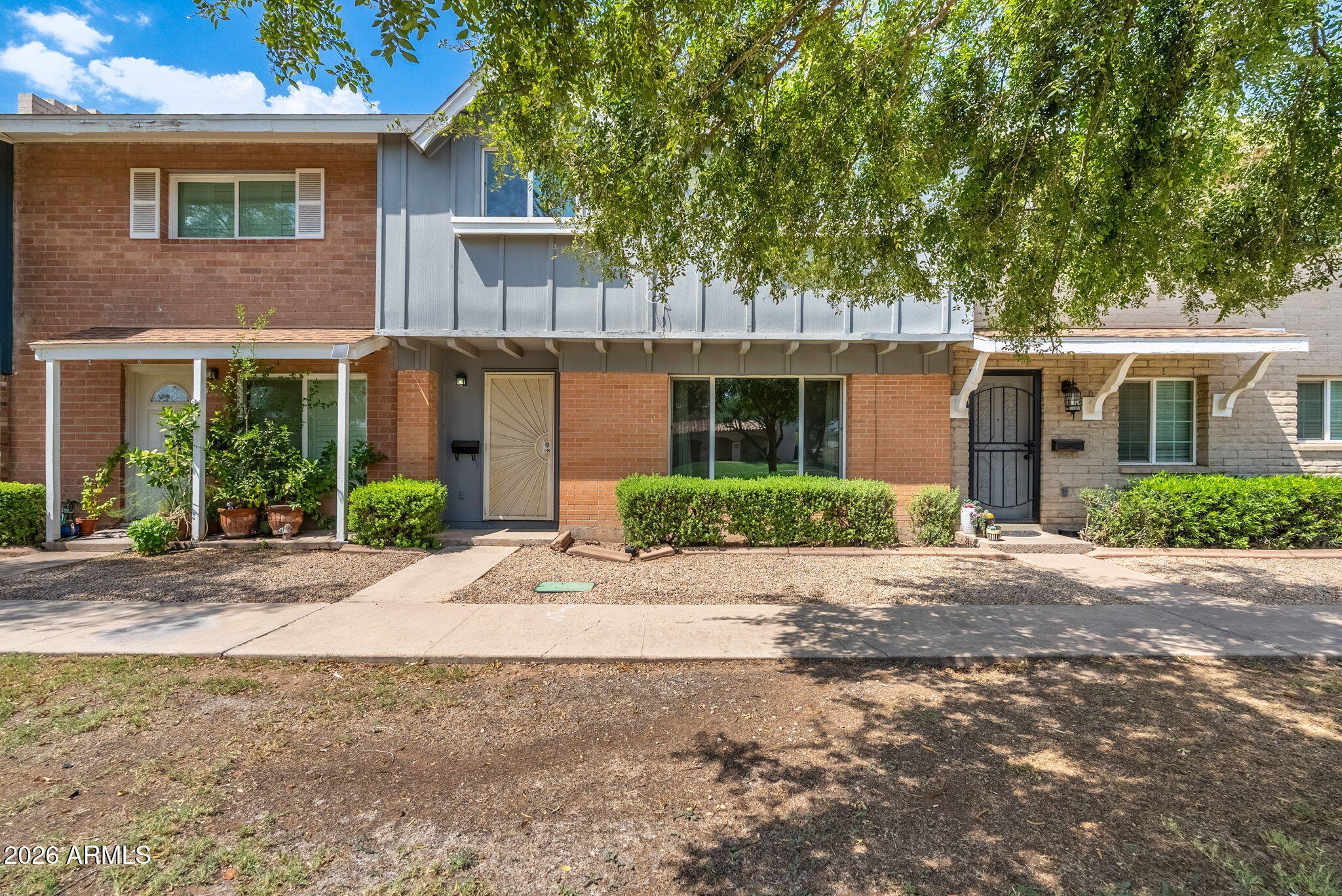 8548 E MCDONALD Drive