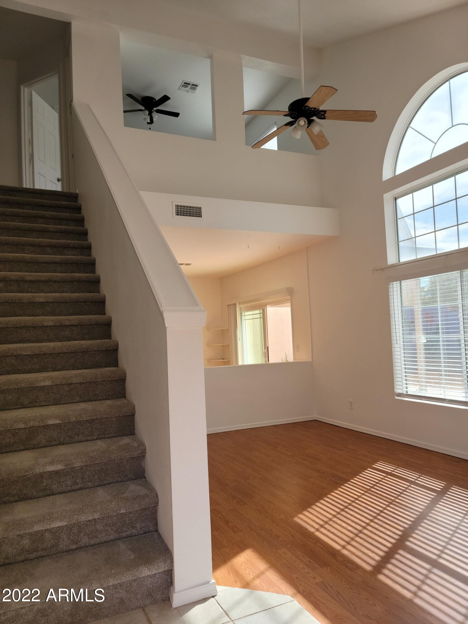 17606 N 17th Place 1033