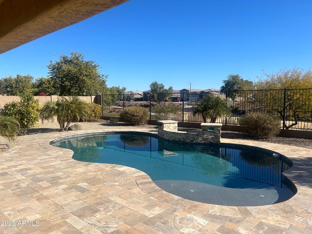 listing image 52