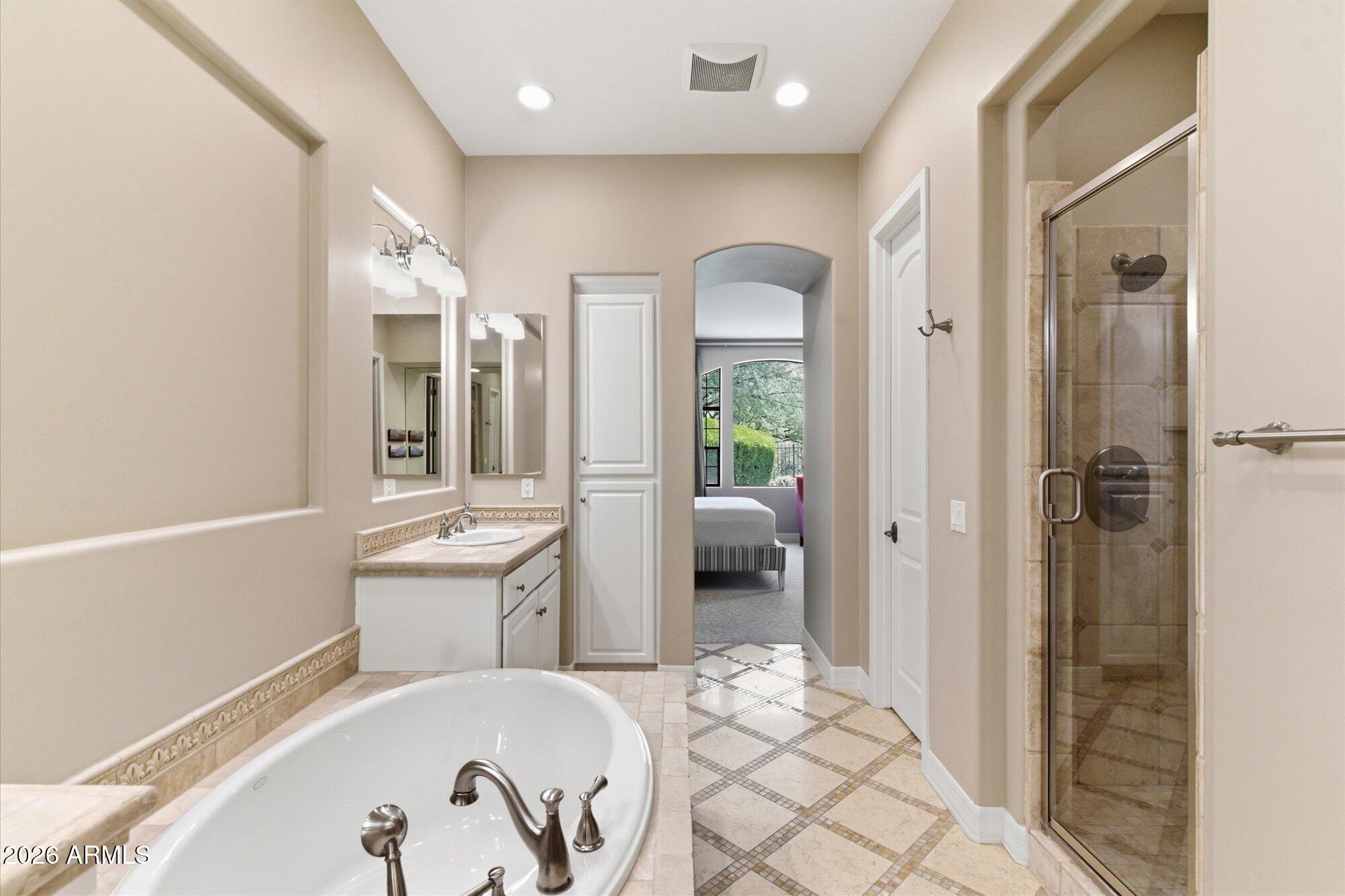 Scottsdale, Arizona, 85255, United States, 3 Bedrooms Bedrooms, ,3 BathroomsBathrooms,Residential,Active,2045376