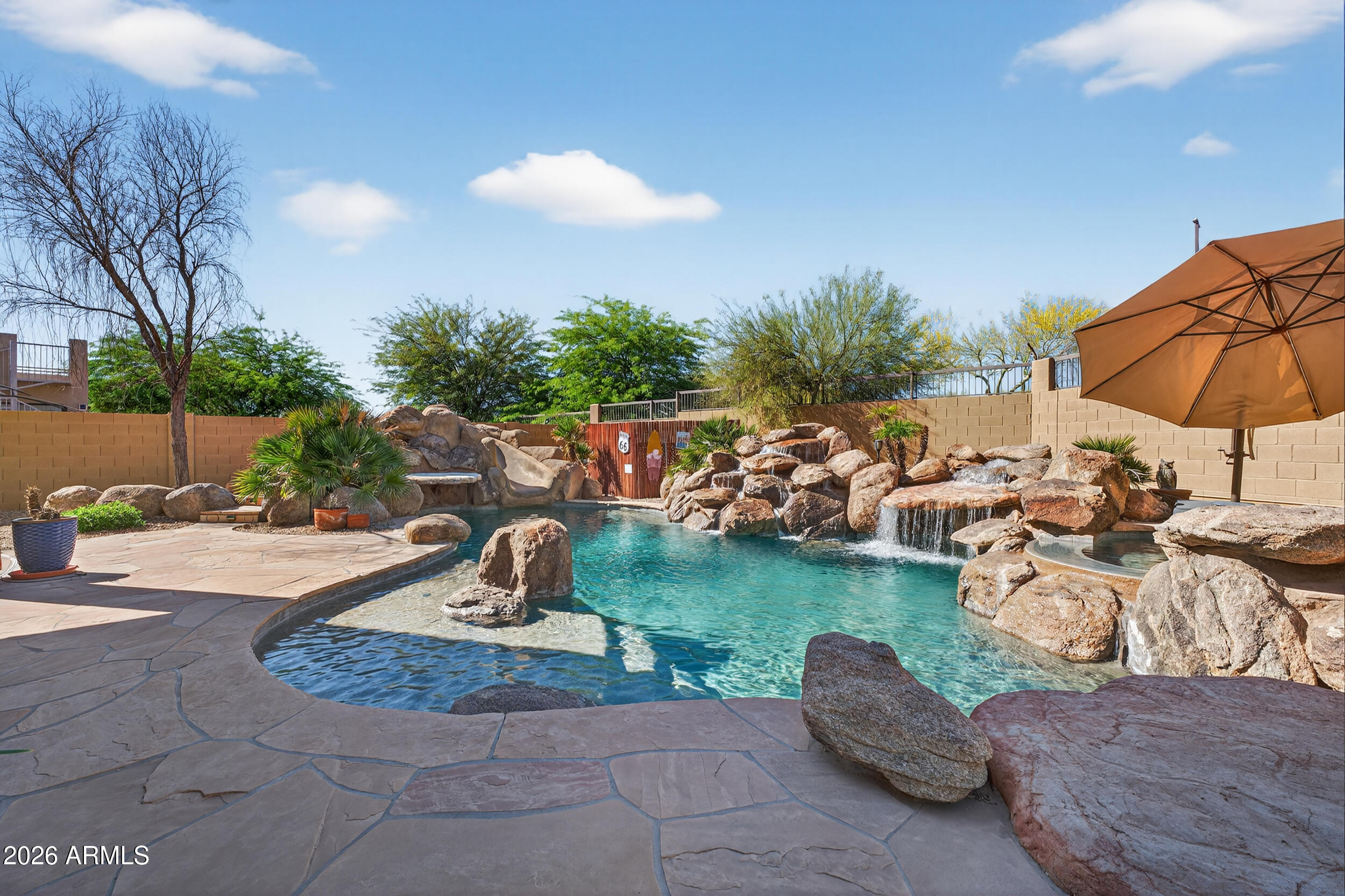 PINNACLE POINT AT LAS SENDAS - Residential