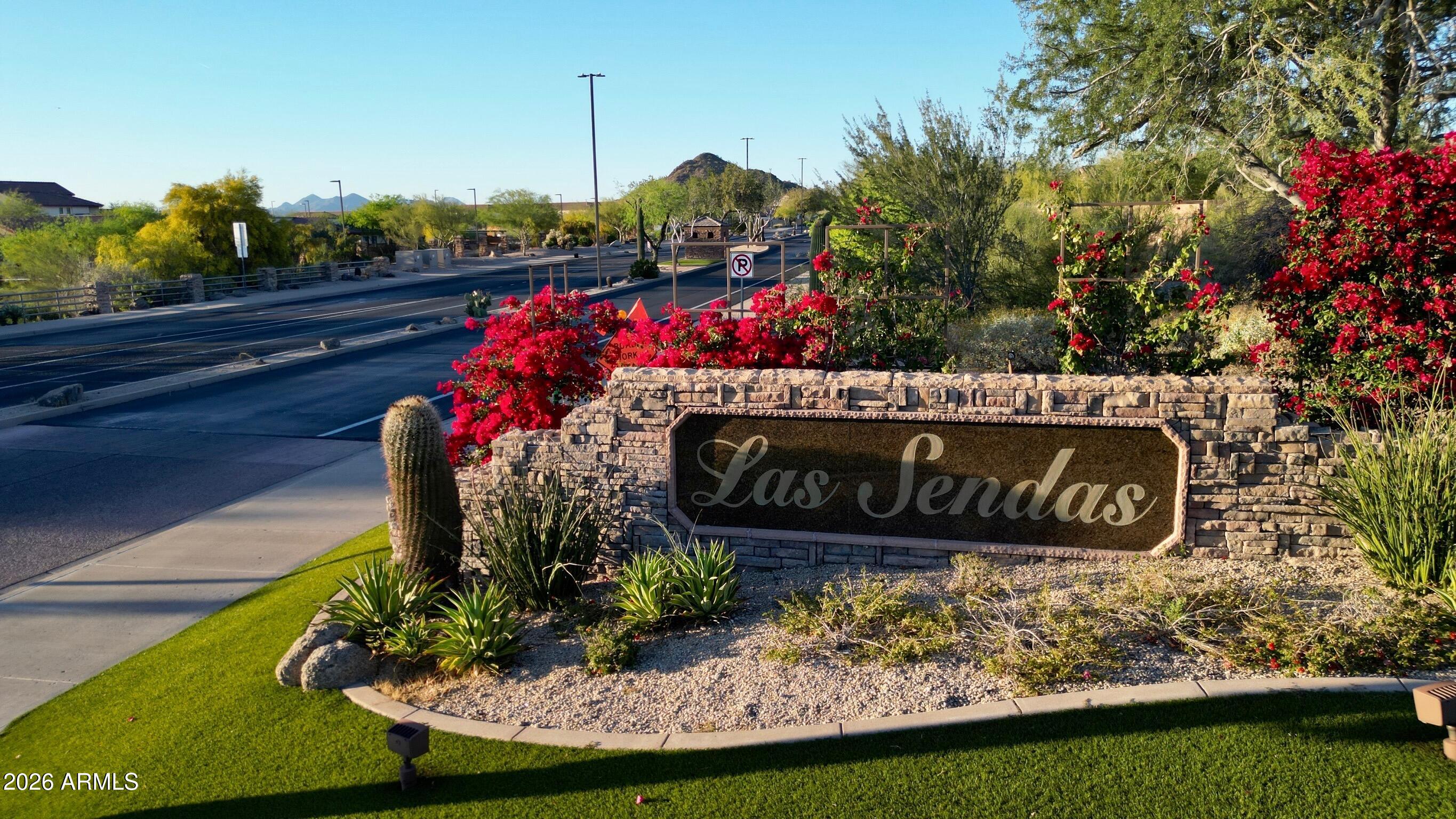 PINNACLE POINT AT LAS SENDAS - Residential