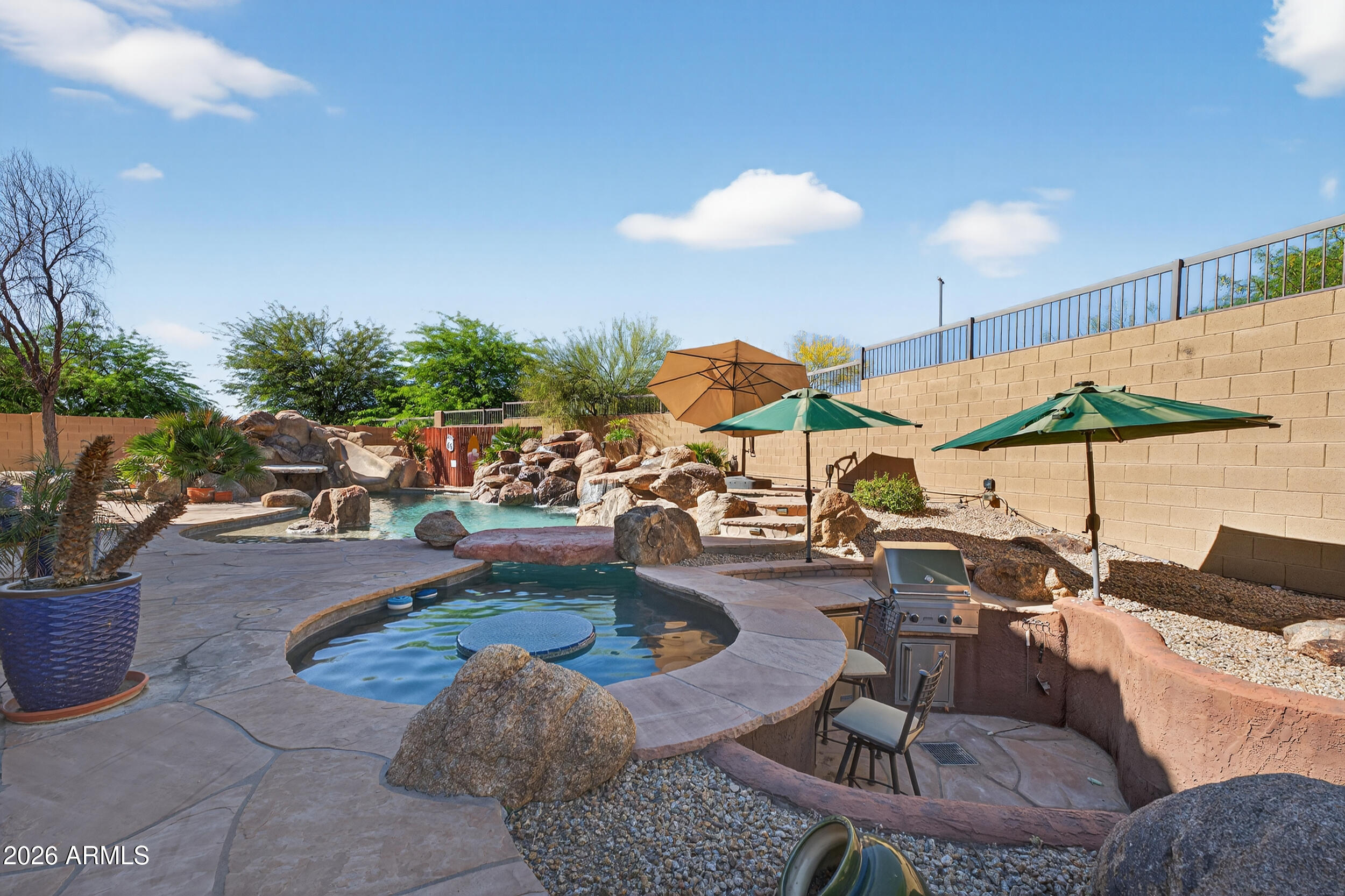 PINNACLE POINT AT LAS SENDAS - Residential