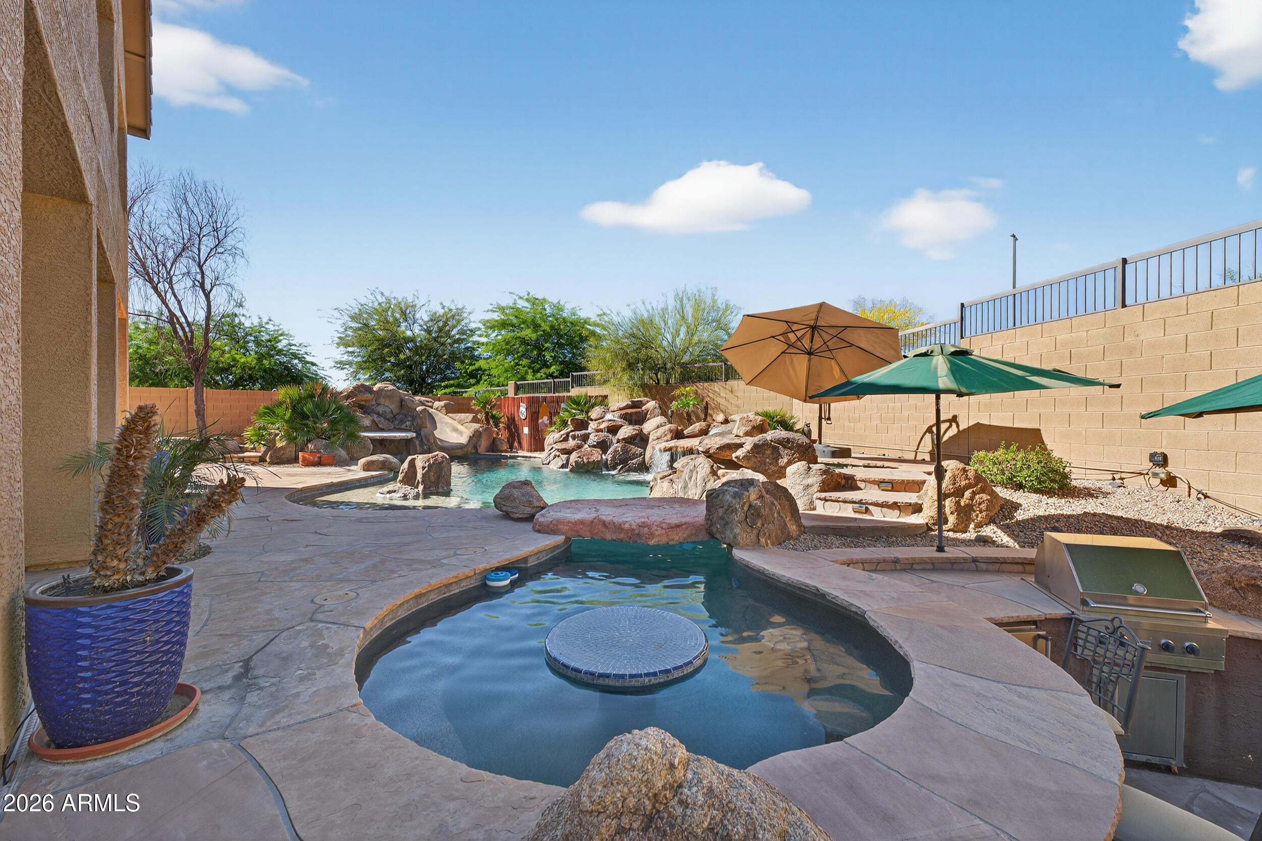 PINNACLE POINT AT LAS SENDAS - Residential
