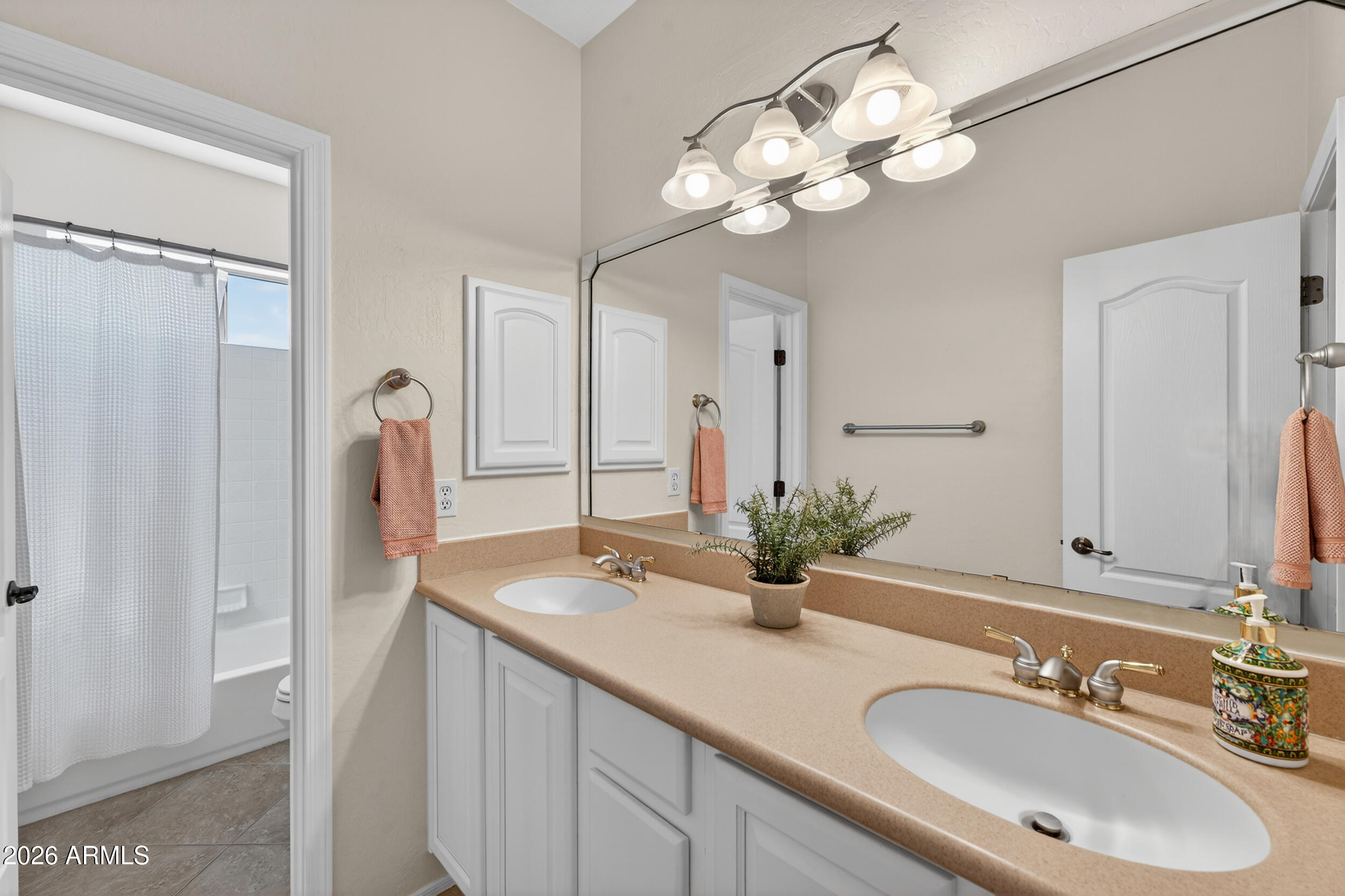 PINNACLE POINT AT LAS SENDAS - Residential