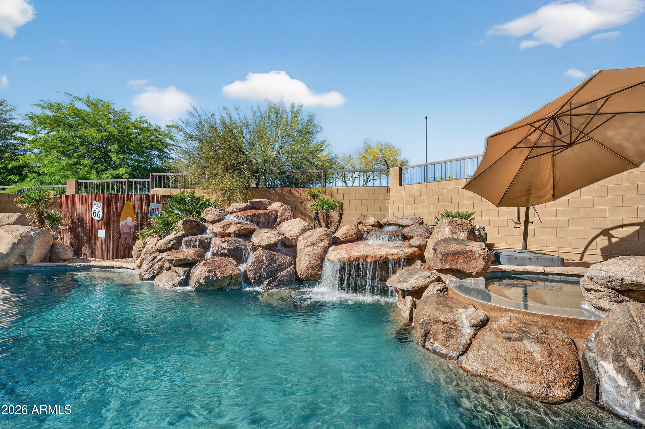 PINNACLE POINT AT LAS SENDAS - Residential