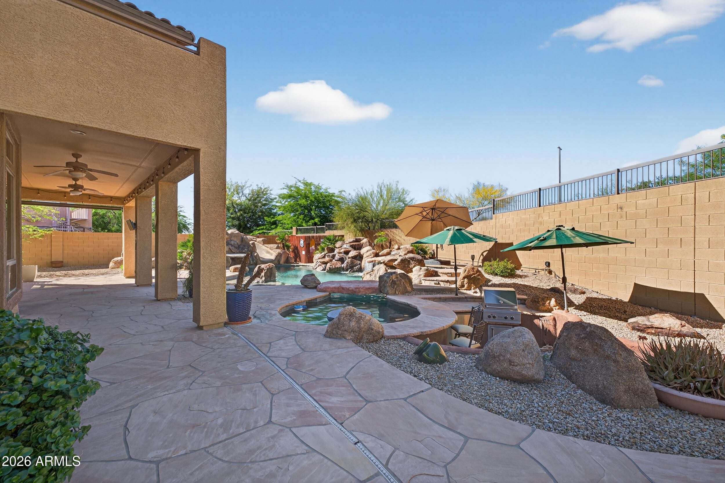 PINNACLE POINT AT LAS SENDAS - Residential