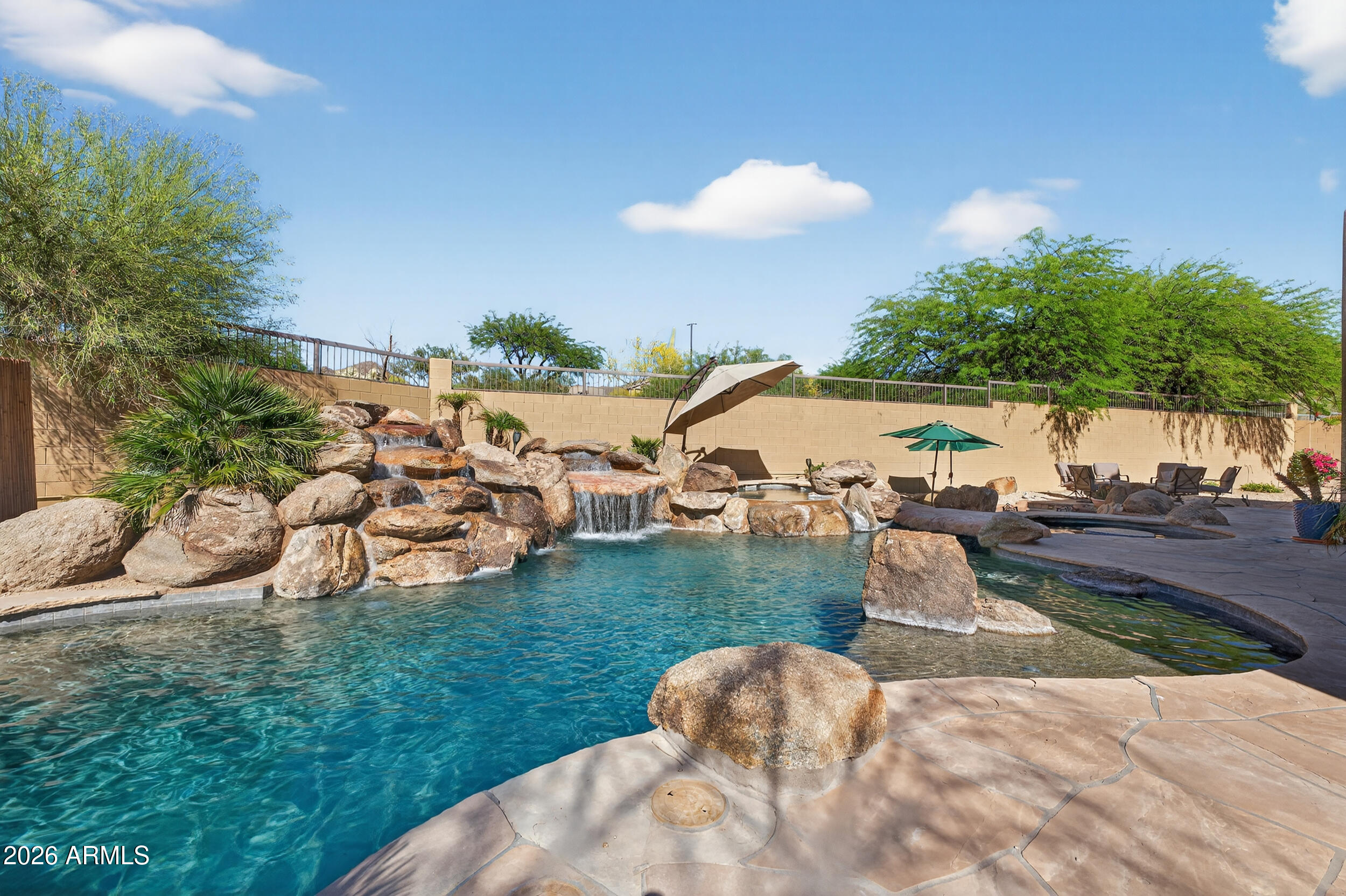 PINNACLE POINT AT LAS SENDAS - Residential