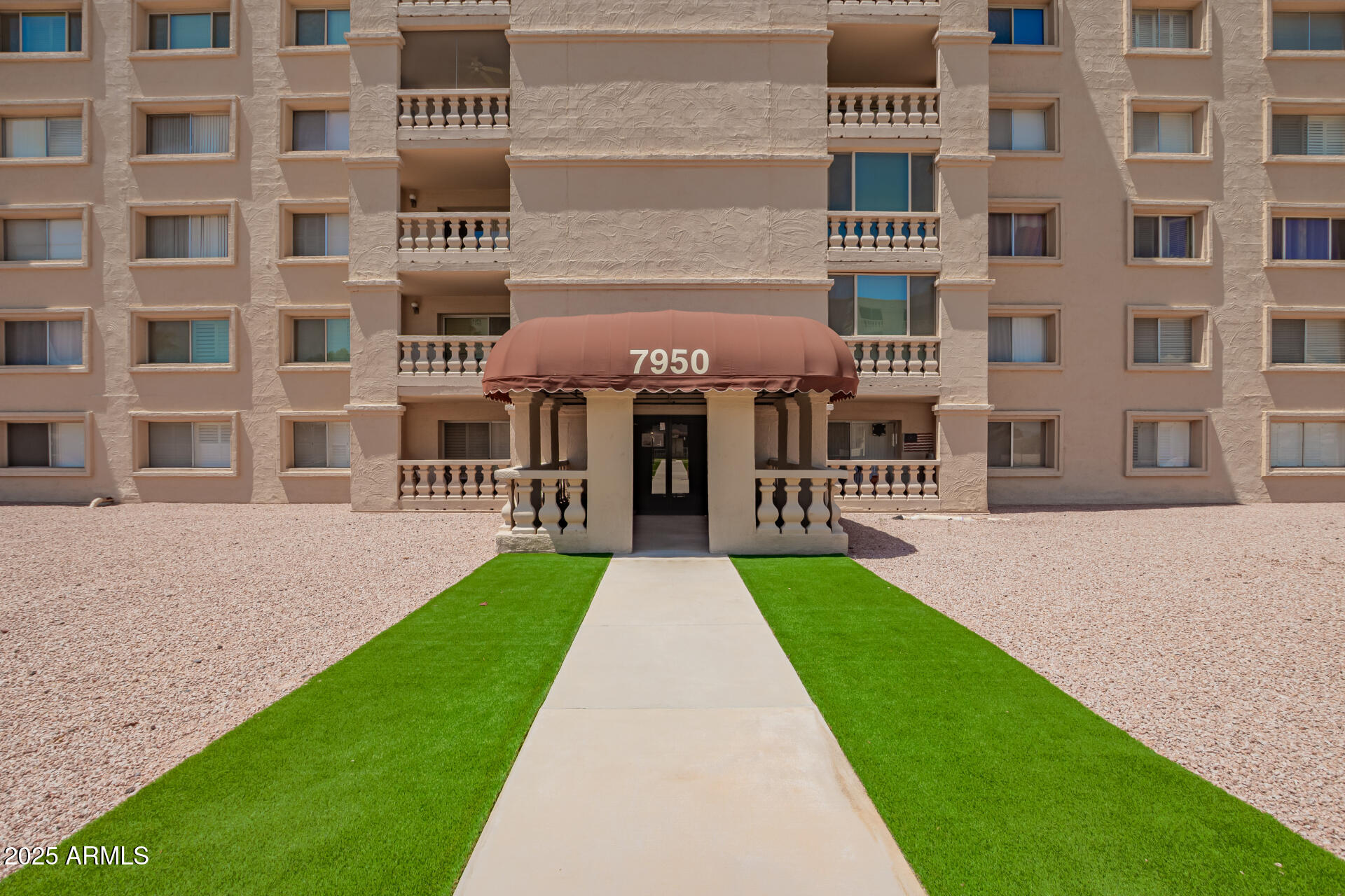 7950 E Camelback Road