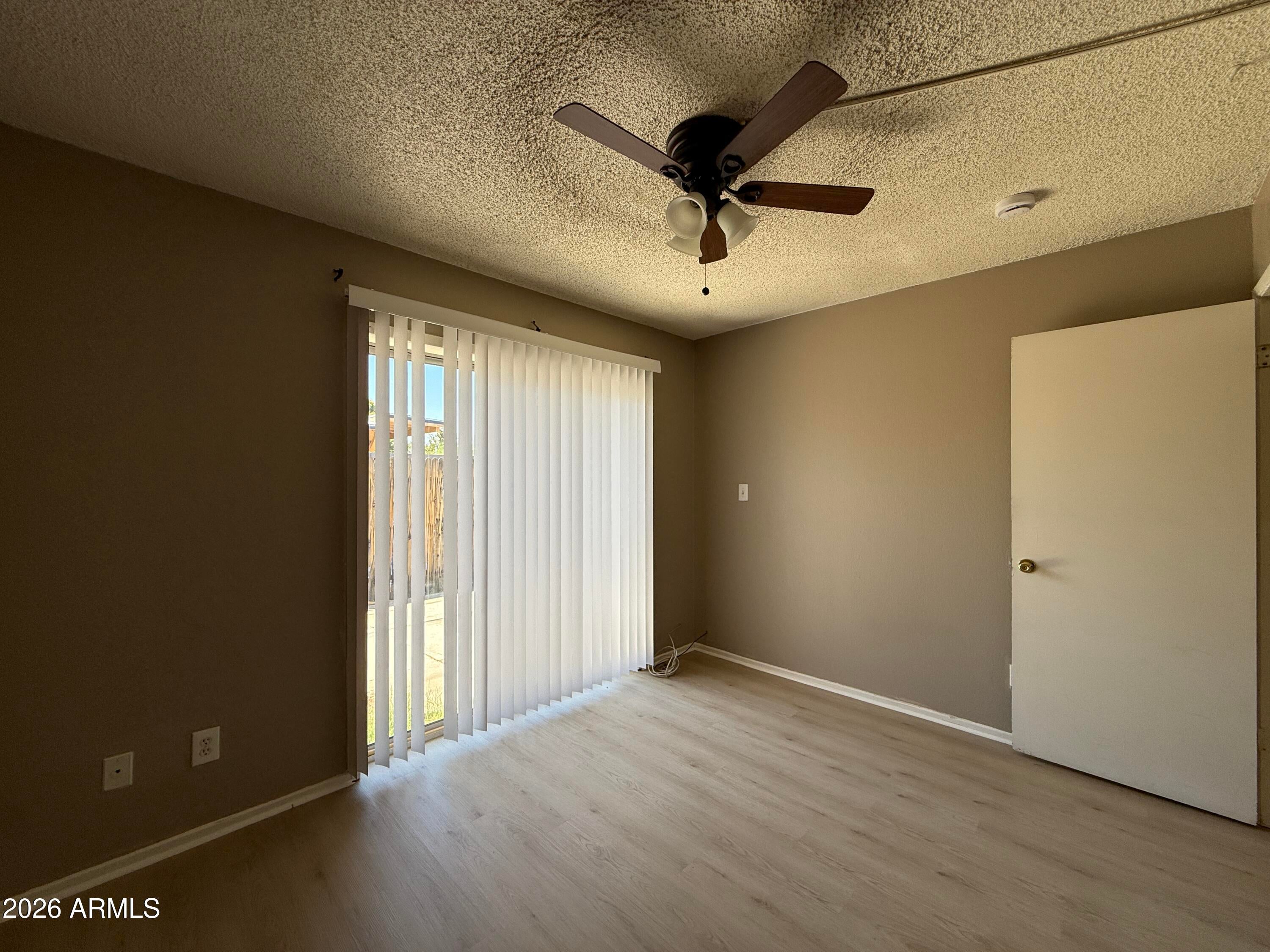 2201 W Belmont Avenue Apt 7