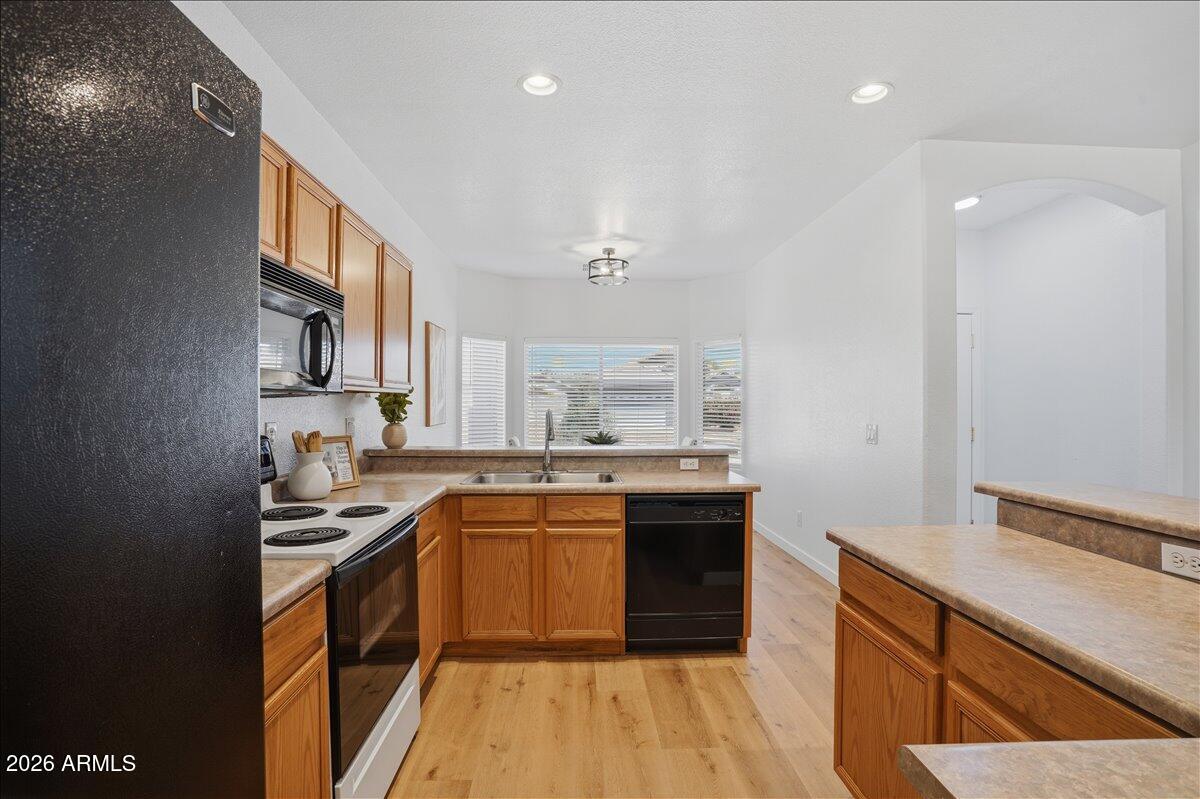 3771 E THUNDERHEART Trail