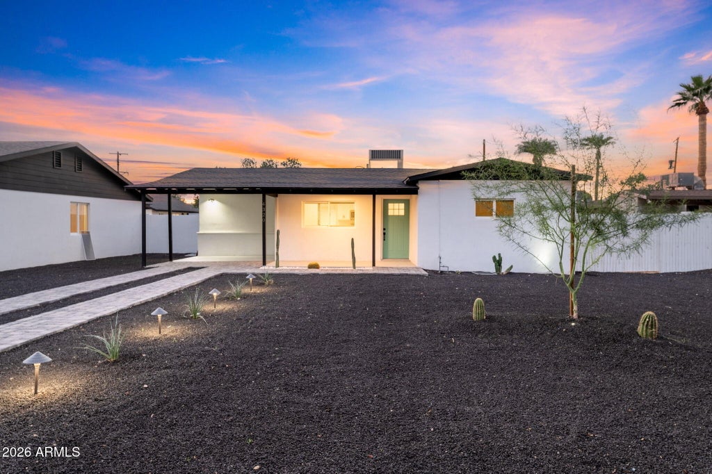 Photo of 4324 N 21st Street, Phoenix, AZ 85016 (MLS # 7072919)