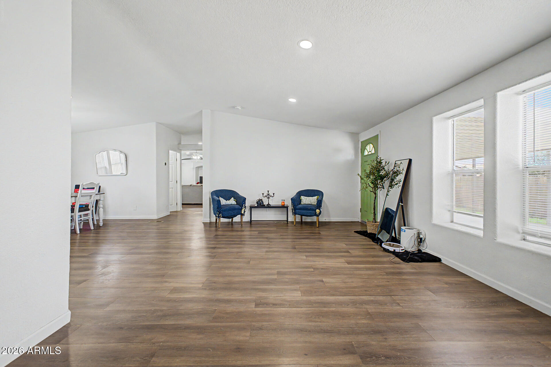 11012 W DURANGO Street