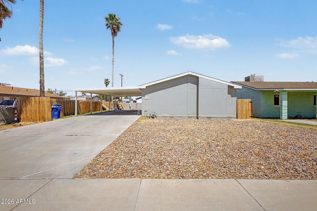 Photo of 11012 W Durango Street, Avondale, AZ 85323 (MLS # 7015471)