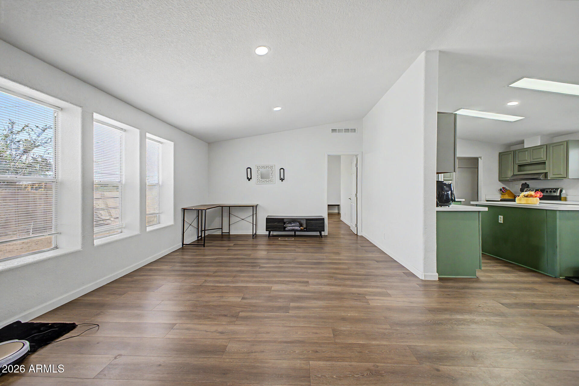 11012 W DURANGO Street