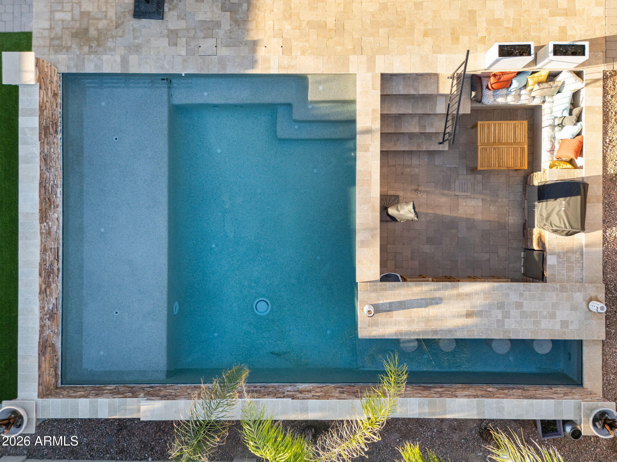 10609 E PALLADIUM Drive