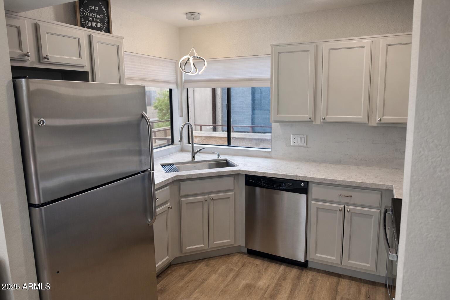 5122 E SHEA Boulevard 2050