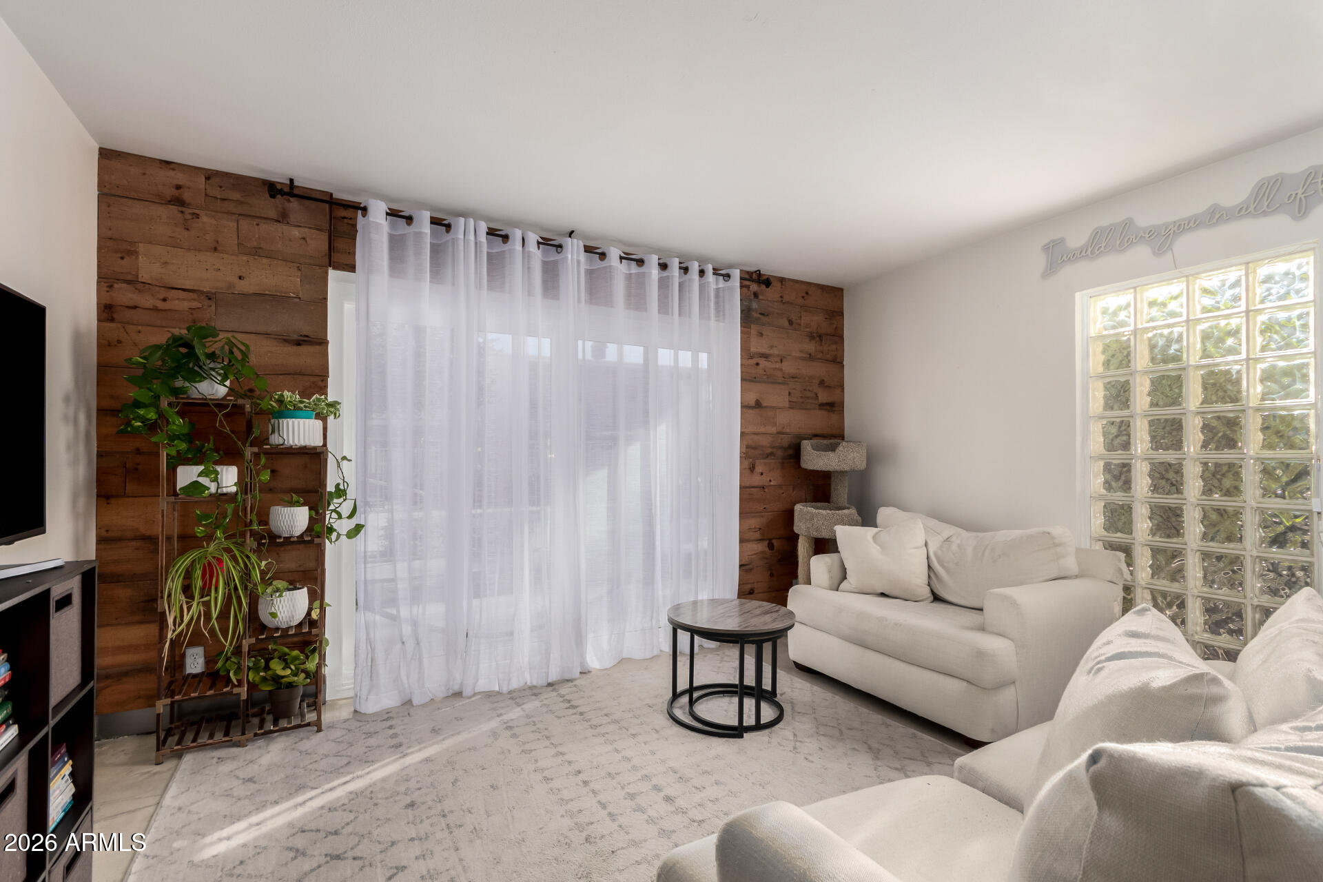 3655 N 5th Avenue 114