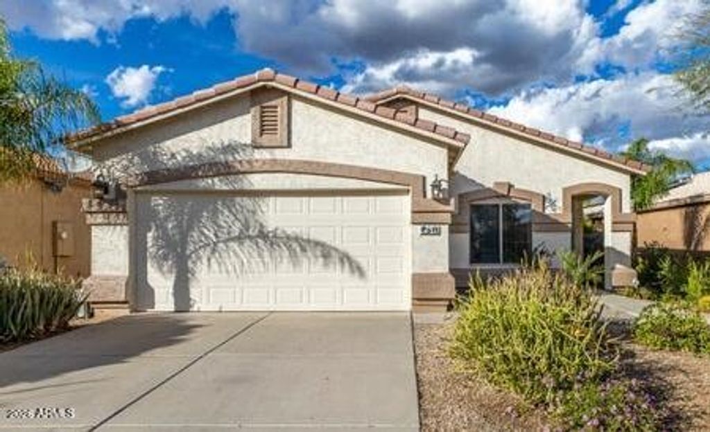 Photo of 286 E Cheyenne Road, San Tan Valley, AZ 85143 (MLS # 6979657)