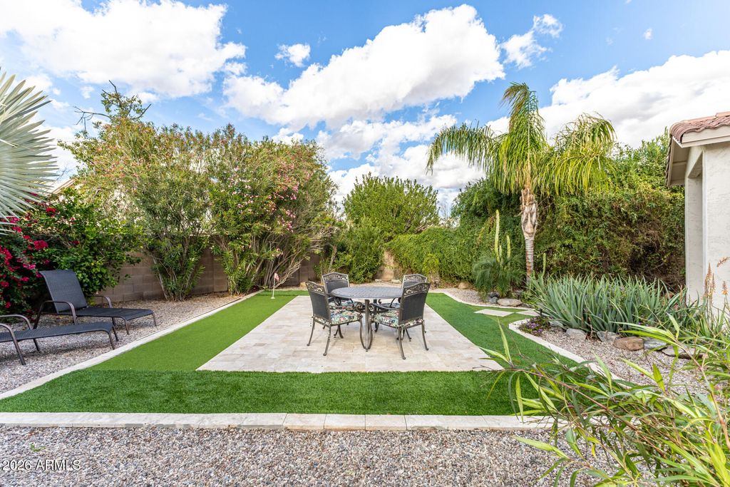 Photo of 286 E Cheyenne Road, San Tan Valley, AZ 85143 (MLS # 6979657)