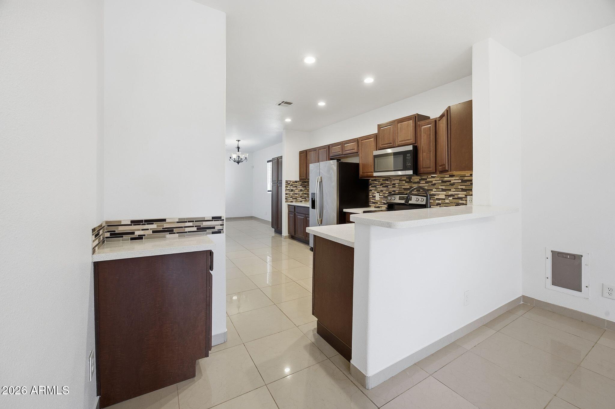420 S 4TH Street