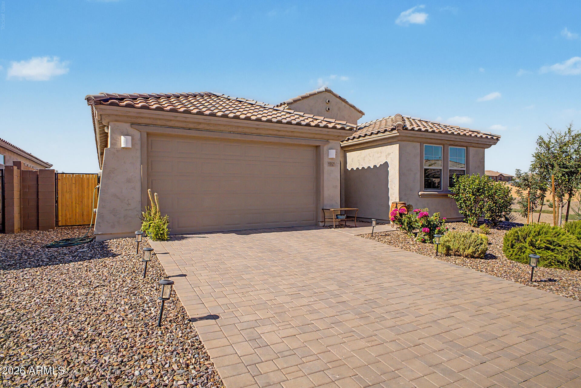 1957 W Fawn Way