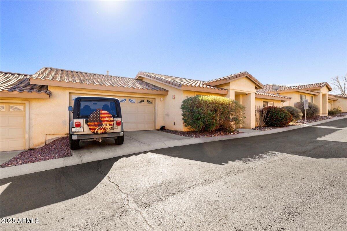 SKYLINE ESTATES - Residential